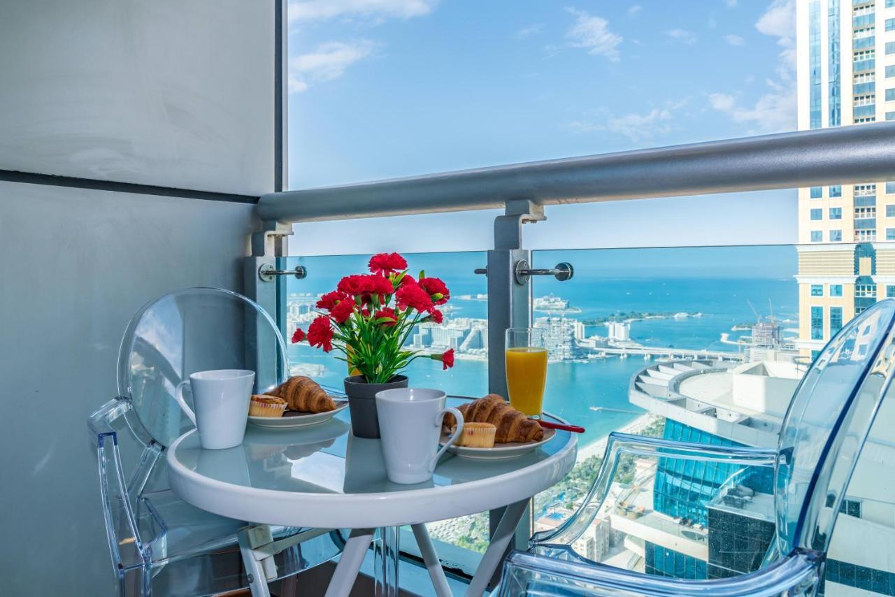 Yanjoon Holiday Homes - Princess Tower Apartments Дубай Екстериор снимка