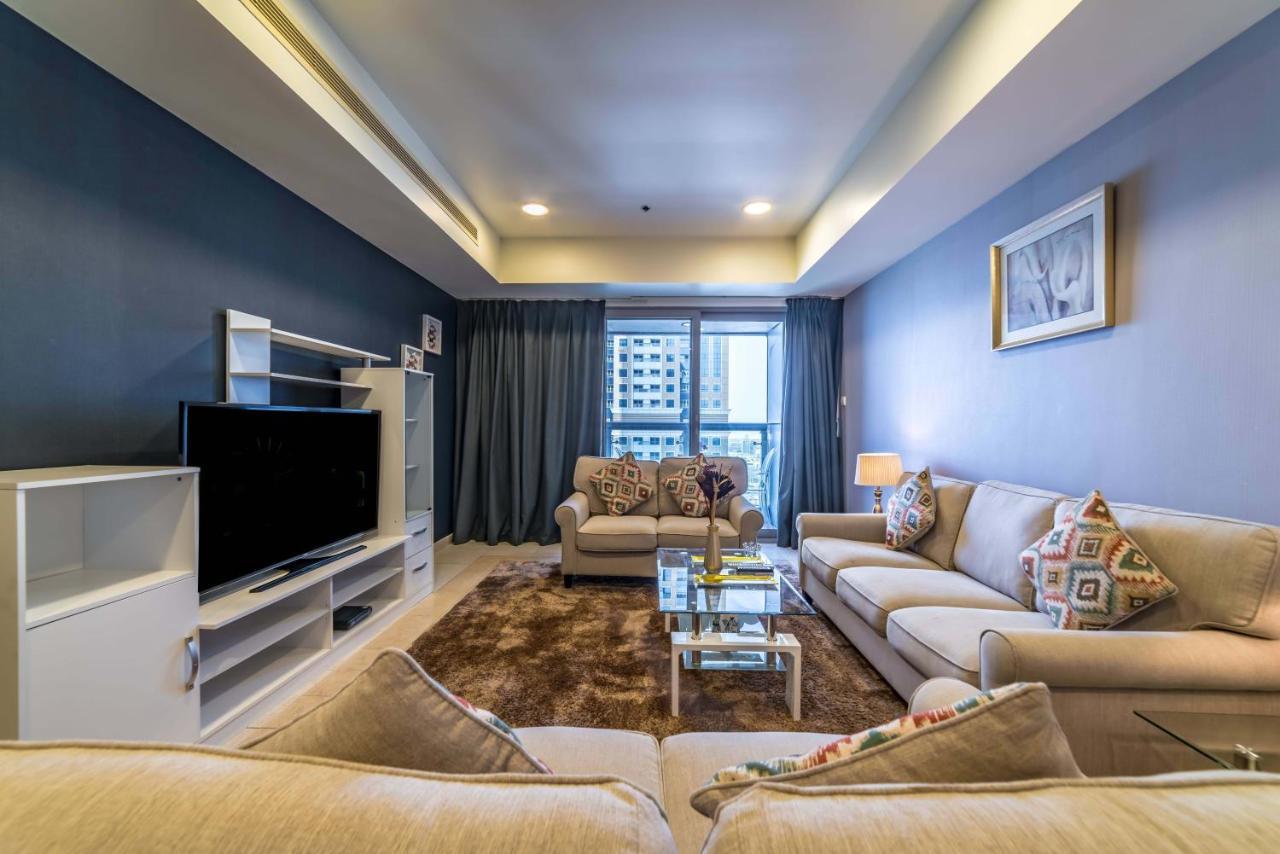 Yanjoon Holiday Homes - Princess Tower Apartments Дубай Екстериор снимка